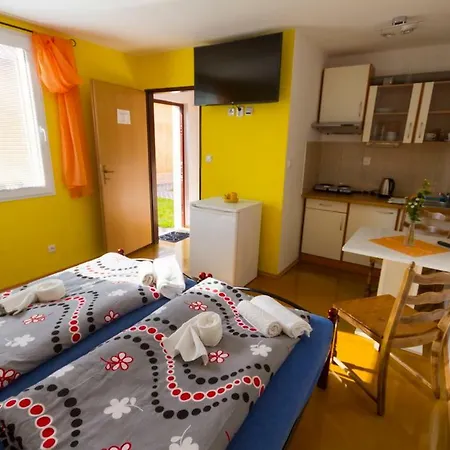Apartmany Bowling Frydlant Exterior photo