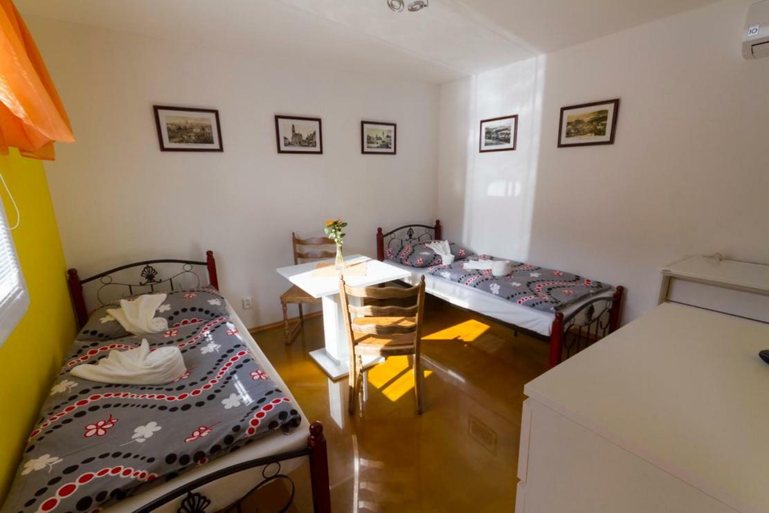 Bowling Apartment